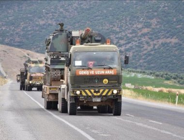 Η Τουρκία ετοιμάζεται για ολομέτωπη αναμέτρηση με τους Κούρδους: Τουρκικές δυνάμεις συρρέουν στη Β.Συρία